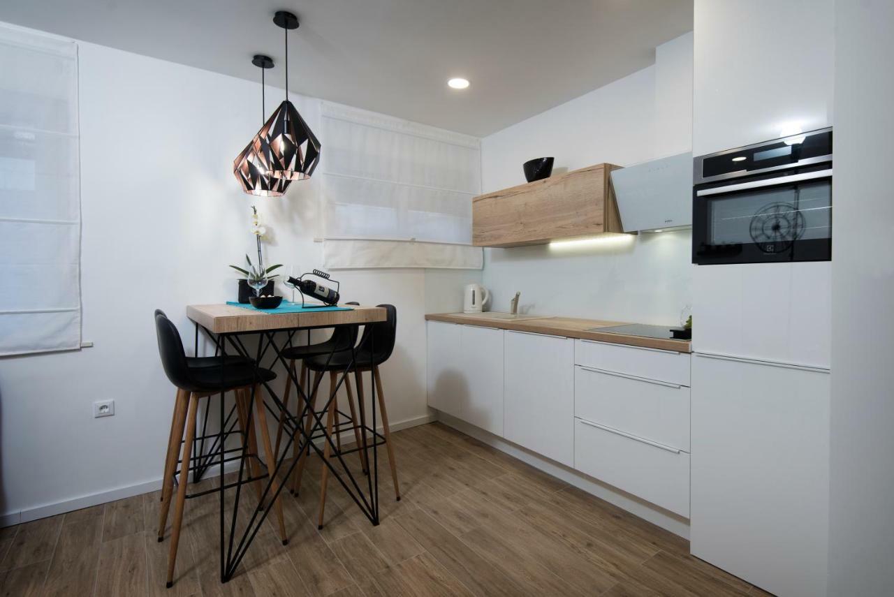 Apartments-Luxury Split Ngoại thất bức ảnh