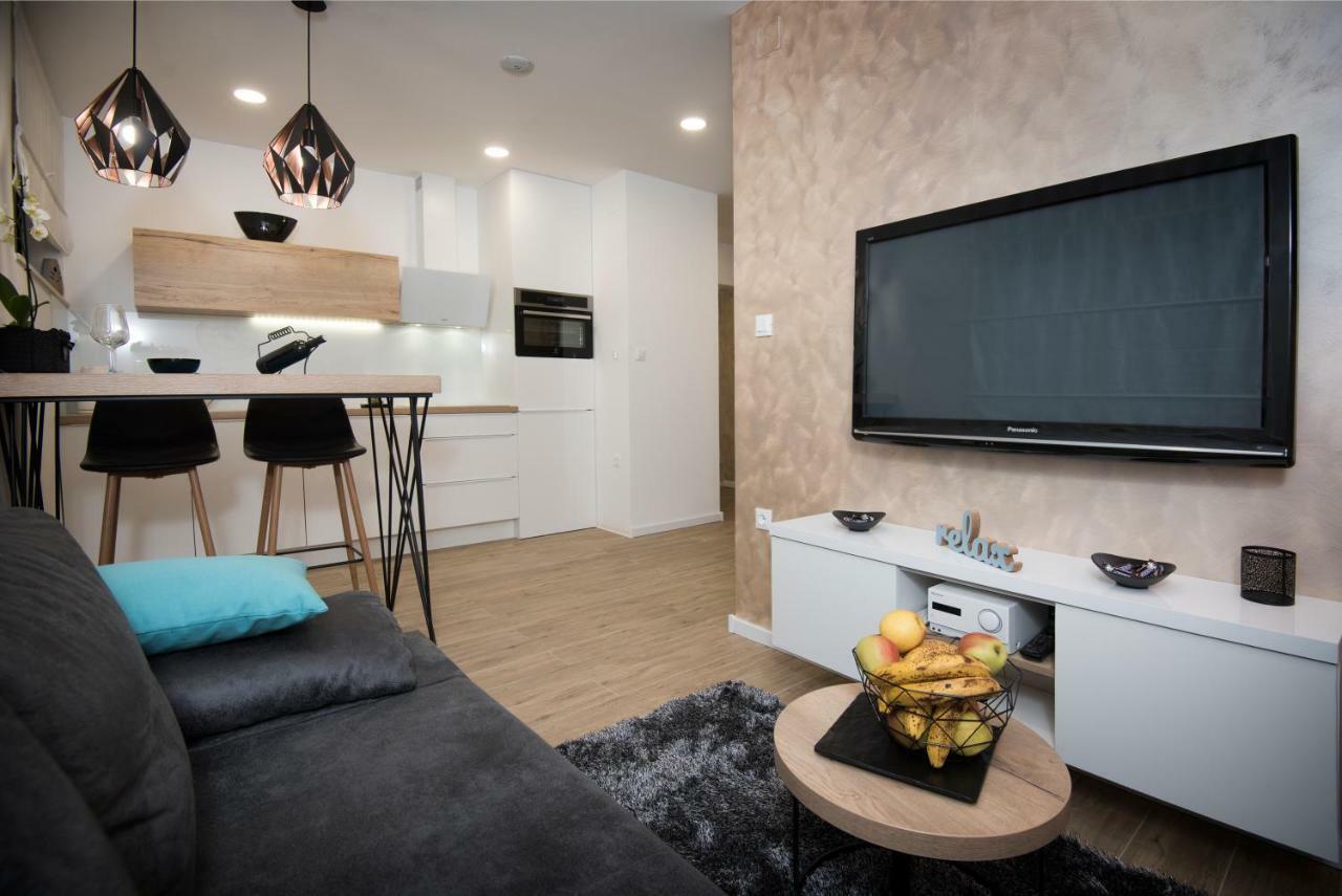 Apartments-Luxury Split Ngoại thất bức ảnh